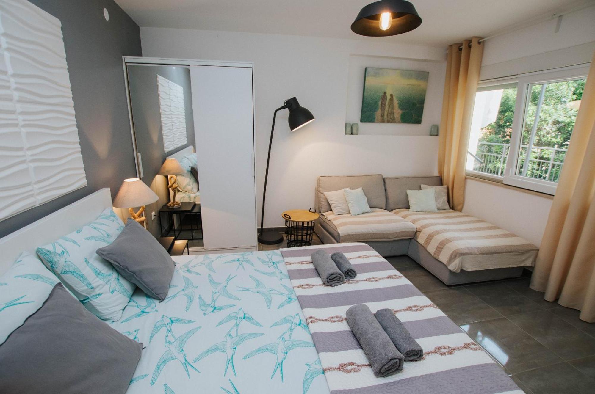 Mamma Mia Apartments-City Center Hvar Town Esterno foto