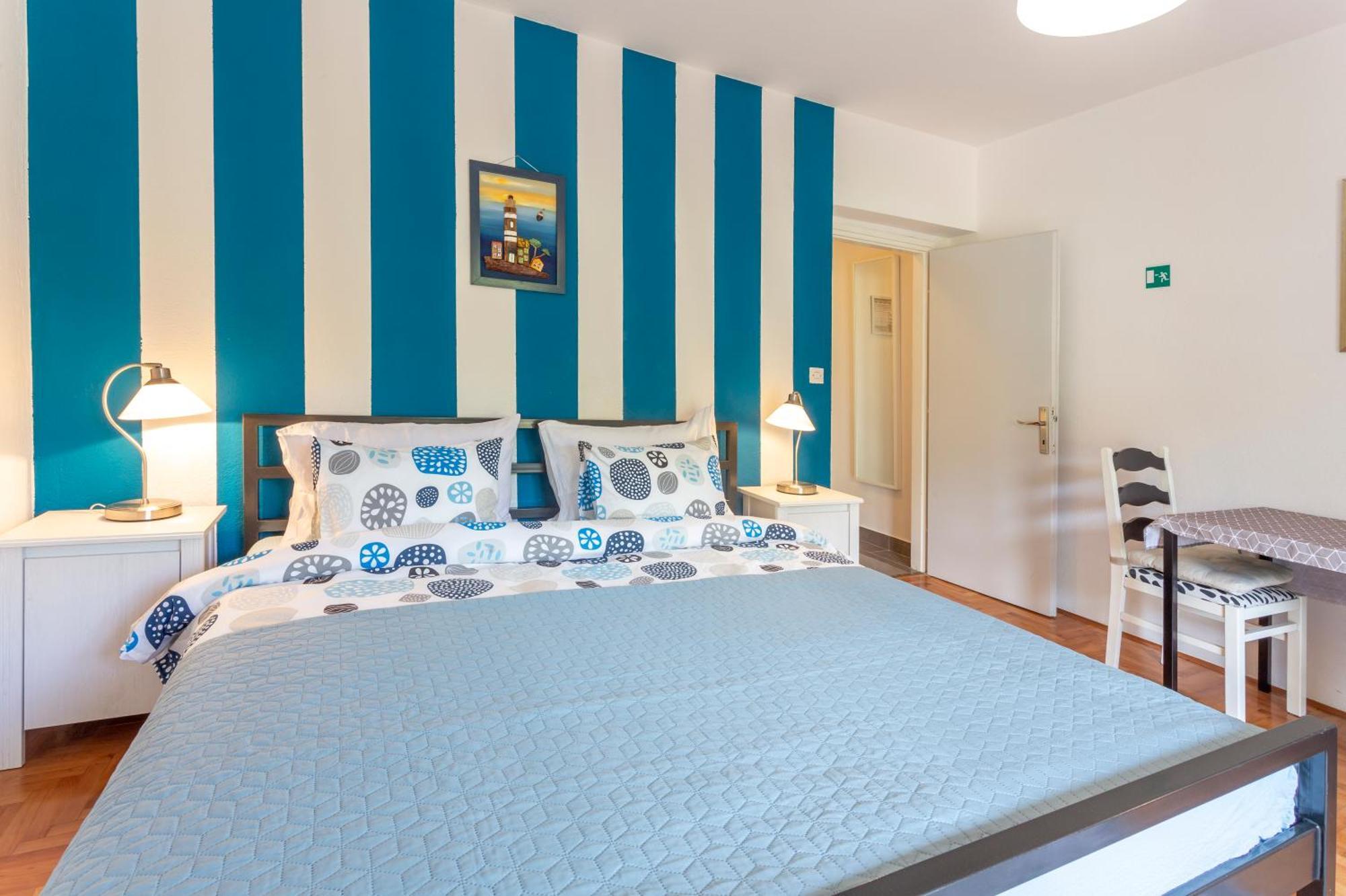 Mamma Mia Apartments-City Center Hvar Town Esterno foto