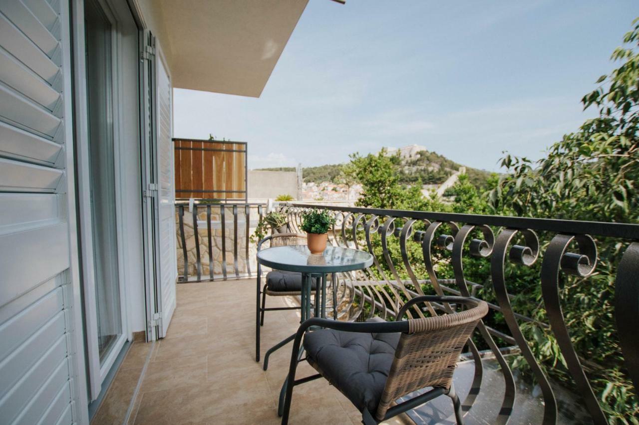 Mamma Mia Apartments-City Center Hvar Town Esterno foto
