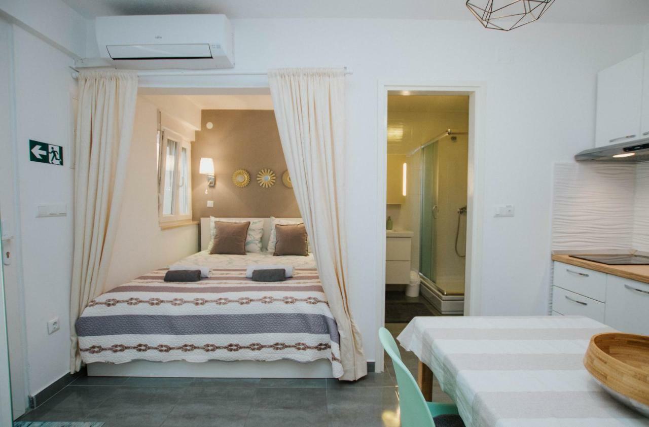 Mamma Mia Apartments-City Center Hvar Town Esterno foto